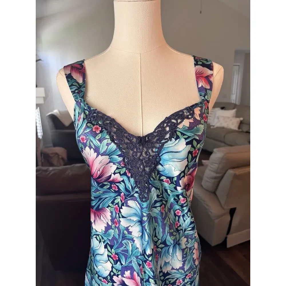 California Dynasty Chemise Nightgown Medium Slip Floral Vintage Women Satin